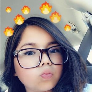 Meet your Posher, Fatima